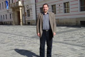 Škvarić: Čačić opet manipulira