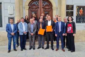 Habuš predao potpise: Vratimo prave vrijednosti, pristojno, pošteno, pametno i odgovorno